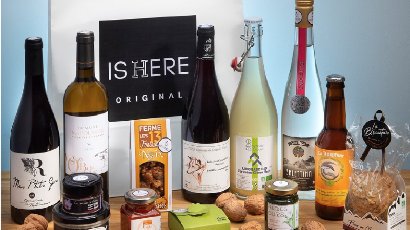 Une boutique IS HERE ORIGINAL  au village de marques